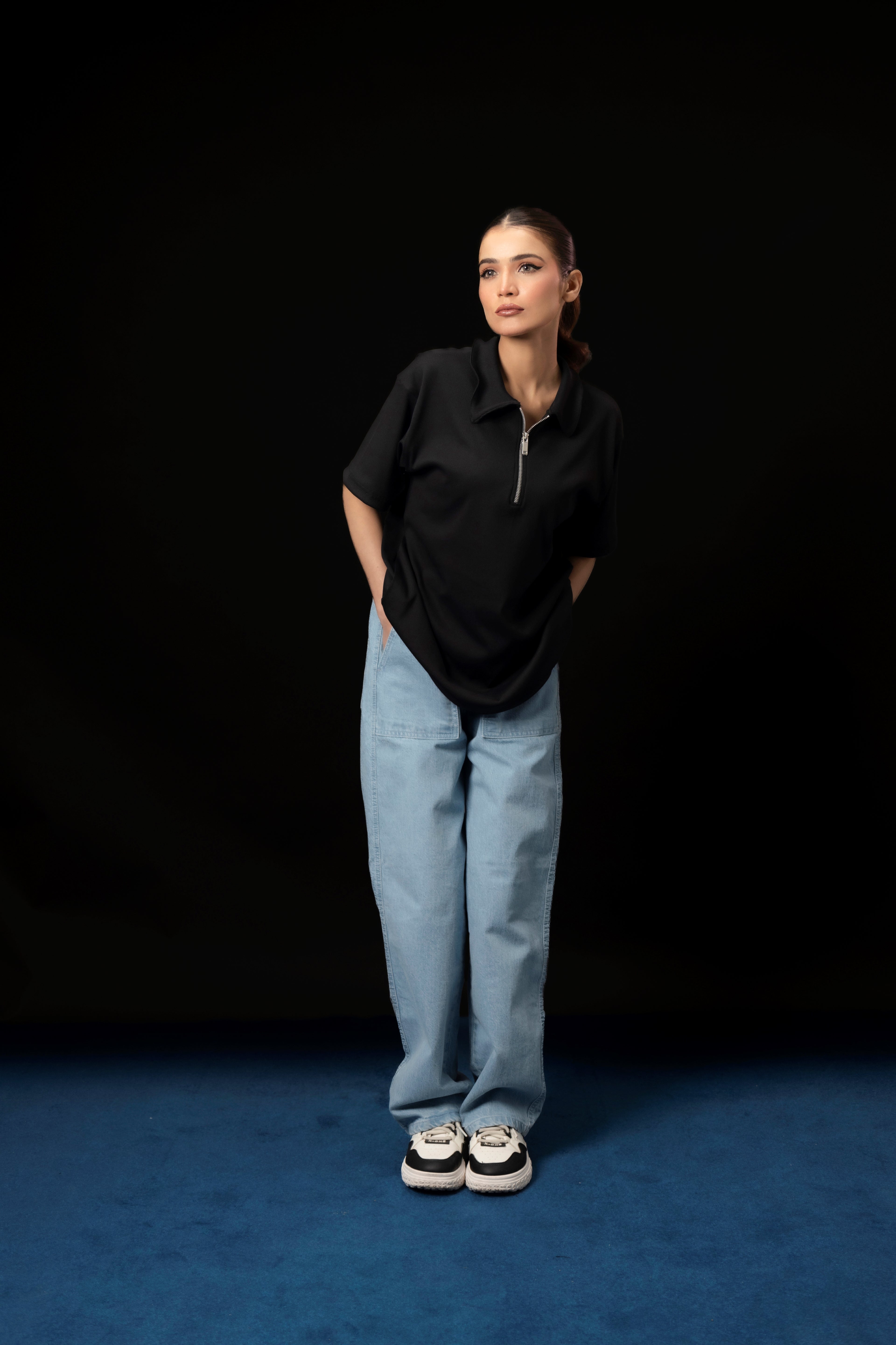 UNISEX BLACK KNTTED POLO SHIRT