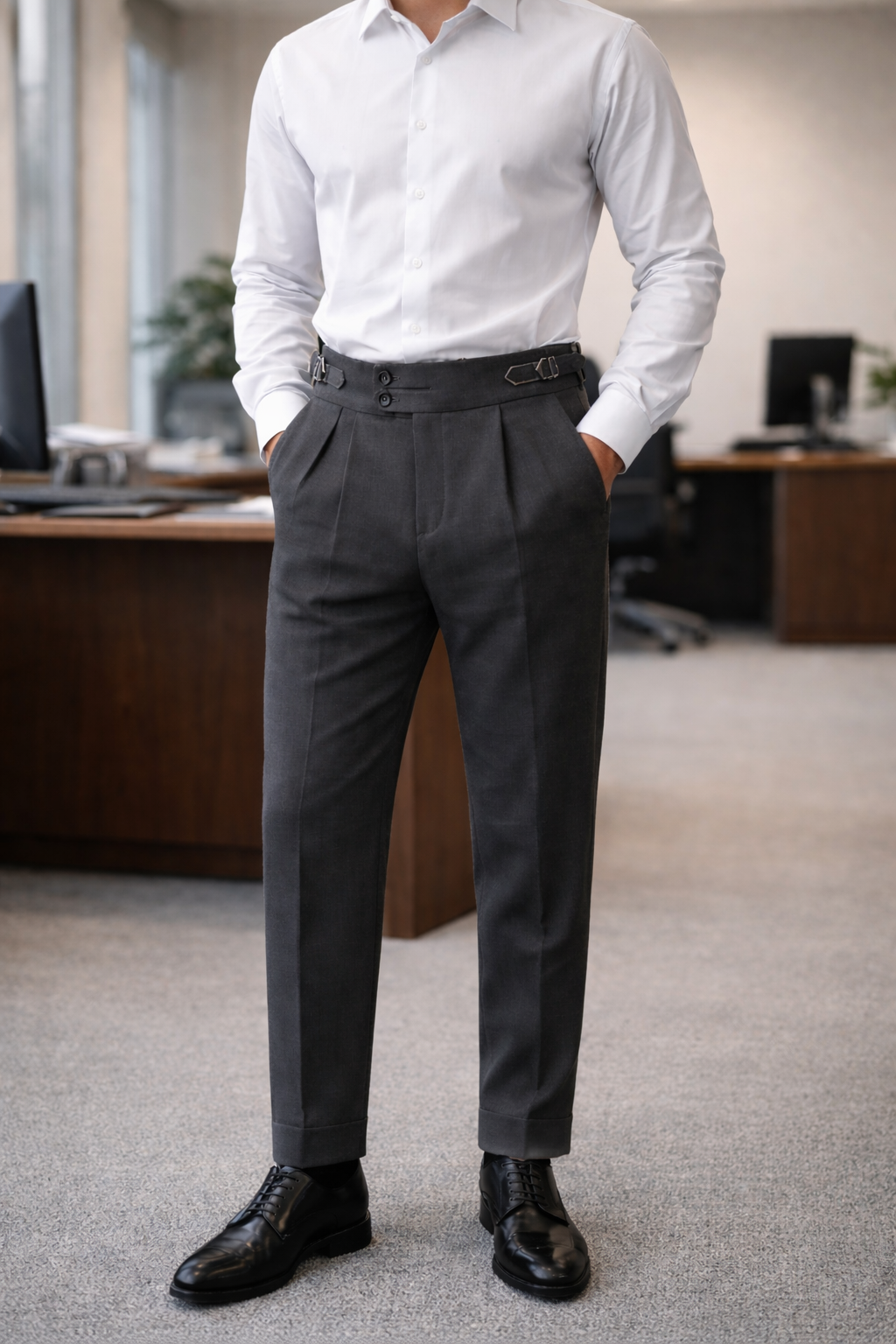 ZAAT ADJUSTABLE PLEATED GURKHA PANTS Main image